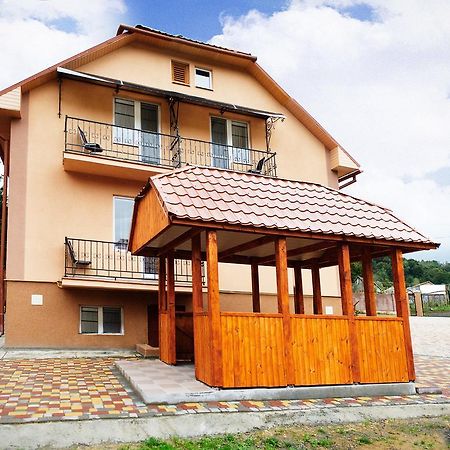 Hotel Sadiba "Lisova Pisnia" Synjak Exterior foto